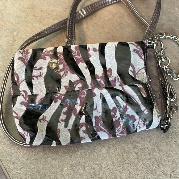 Hananel Crossbody Bag Cellphone Cig Case NWT Wrist hand strap - Picture 4 of 10